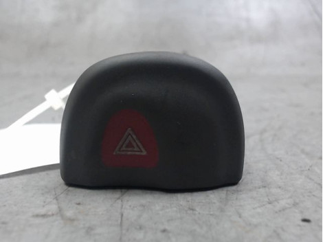 BOUTON DE WARNING RENAULT MEGANE