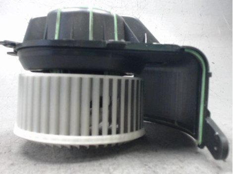 MOTEUR VENTILATEUR CHAUFFAGE RENAULT SCENIC II PH2 2006-