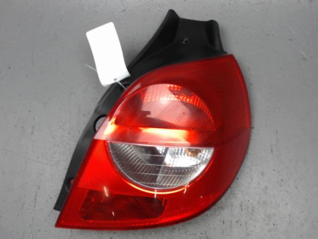 FEU ARRIERE DROIT RENAULT CLIO III 2005-