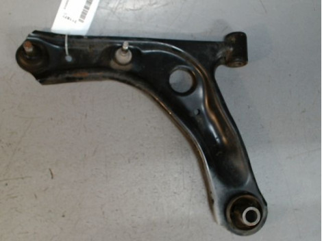 TRIANGLE INFERIEUR AVANT GAUCHE PEUGEOT 108