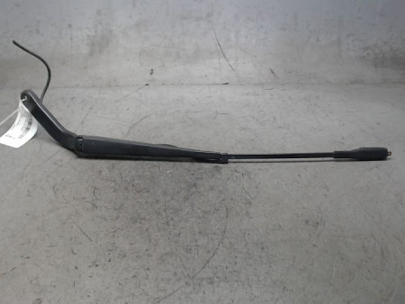 BRAS ESSUIE-GLACE AVANT GAUCHE VOLKSWAGEN CRAFTER FGN 2006-