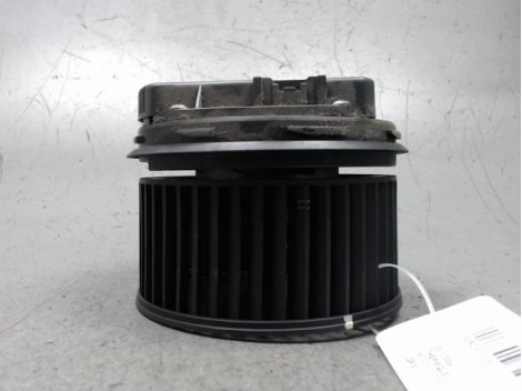 MOTEUR VENTILATEUR CHAUFFAGE FORD FOCUS