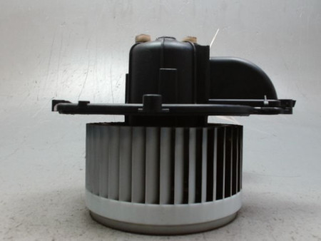 MOTEUR VENTILATEUR CHAUFFAGE PEUGEOT PARTNER