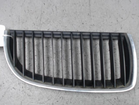 GRILLE CALANDRE DROIT B.M.W. SERIE 3