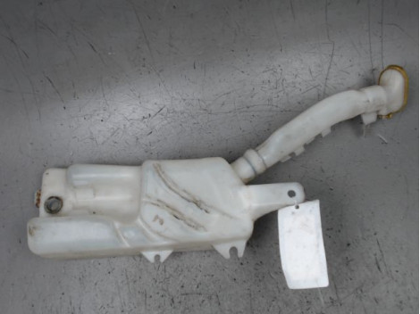 RESERVOIR LAVE-GLACE AVANT RENAULT CLIO III 2009-