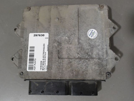 CALCULATEUR MOTEUR FIAT PUNTO