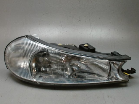 PHARE DROIT FORD MONDEO 96-00