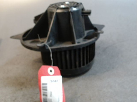 MOTEUR VENTILATEUR CHAUFFAGE CHRYSLER 300C PHASE 1 BREAK .  DIESEL