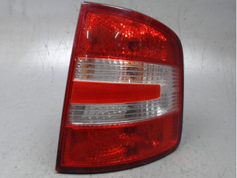 FEU ARRIERE DROIT SKODA FABIA COMBI 2004-