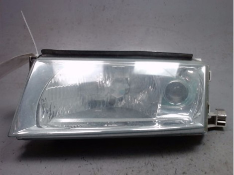 PHARE GAUCHE SKODA OCTAVIA COMBI 2000-