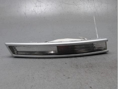 CLIGNOTANT DROIT VOLKSWAGEN PASSAT SW 2005-