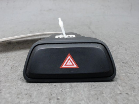 BOUTON DE WARNING KIA PICANTO