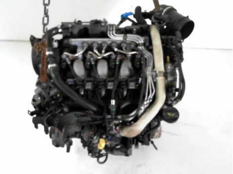 MOTEUR DIESEL PEUGEOT 807 2.2 HDi