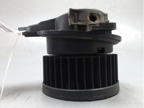 MOTEUR VENTILATEUR CHAUFFAGE CITROEN BERLINGO FGT -2002