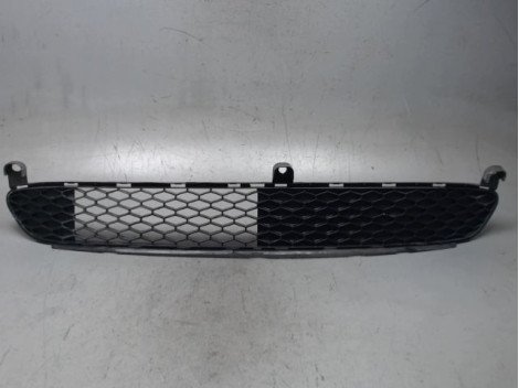 GRILLE PARE-CHOC AVANT TOYOTA AYGO 5P