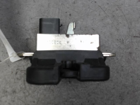 SERRURE HAYON  VOLKSWAGEN GOLF V 2003-2009