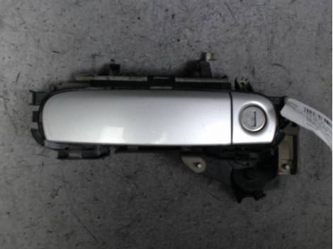 POIGNEE EXTERIEURE PORTE AVANT GAUCHE AUDI A3 2003-