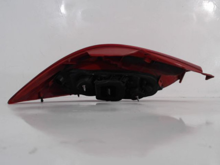 FEU ARRIERE DROIT OPEL CORSA 2010-