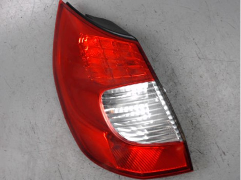 FEU ARRIERE GAUCHE  RENAULT SCENIC II PH2 2006-