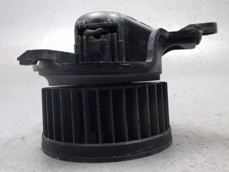 MOTEUR VENTILATEUR CHAUFFAGE CITROEN BERLINGO FGT -2002