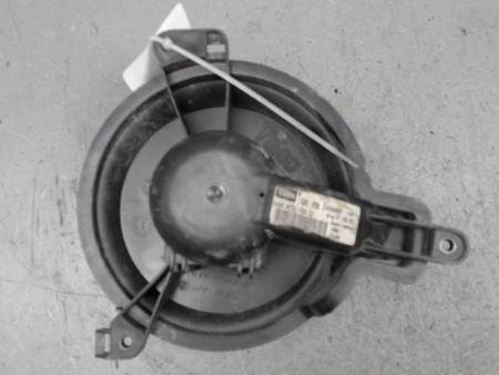 MOTEUR VENTILATEUR CHAUFFAGE CITROEN BERLINGO FGT -2002