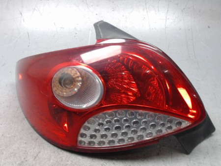 FEU ARRIERE GAUCHE  PEUGEOT 206+ 2009-