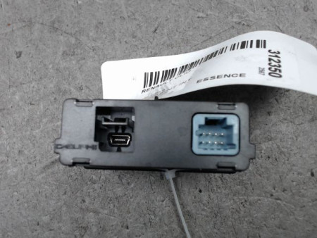 PORT USB/AUX RENAULT CLIO