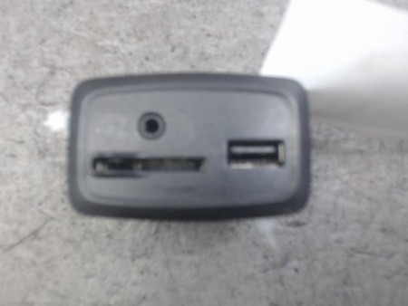 PORT USB/AUX RENAULT CAPTUR