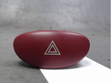 BOUTON DE WARNING PEUGEOT 206 3P