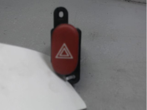 BOUTON DE WARNING RENAULT LAGUNA -98