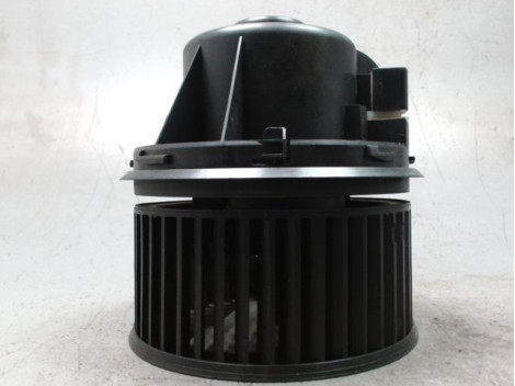 MOTEUR VENTILATEUR CHAUFFAGE FORD FOCUS 2008-