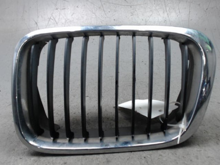 GRILLE CALANDRE GAUCHE B.M.W. SERIE 3