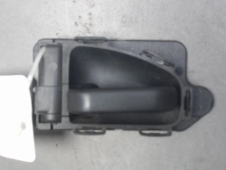 POIGNEE INTERIEURE PORTE AVANT GAUCHE CITROEN SAXO 99-