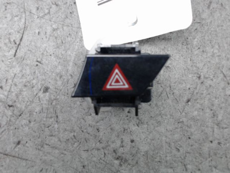 BOUTON DE WARNING OPEL CORSA