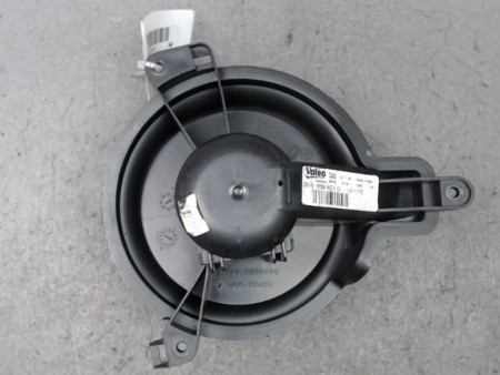 MOTEUR VENTILATEUR CHAUFFAGE CITROEN BERLINGO FGT 2002-