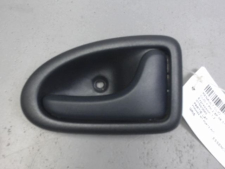 POIGNEE INTERIEURE PORTE AVANT DROIT RENAULT CLIO II PH.2 01-06