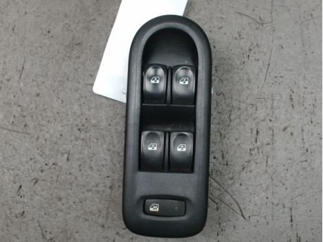 COMMANDE LEVE-GLACE PORTE AVG RENAULT CLIO III 2009-