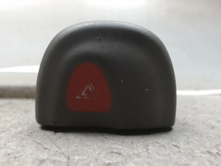 BOUTON DE WARNING RENAULT MEGANE