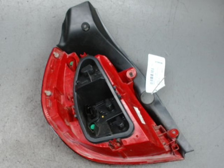 FEU ARRIERE DROIT RENAULT CLIO III 2009-