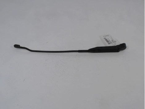 BRAS ESSUIE-GLACE AVANT GAUCHE OPEL CORSA 03-06