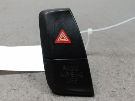 BOUTON DE WARNING AUDI A5