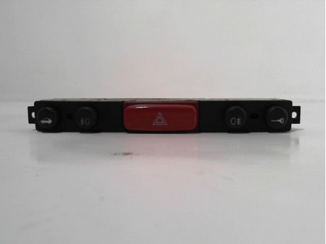 BOUTON DE WARNING ALFA ROMEO 147 2004-