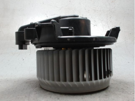 MOTEUR VENTILATEUR CHAUFFAGE TOYOTA AURIS