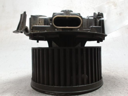 MOTEUR VENTILATEUR CHAUFFAGE RENAULT CLIO III 2009-