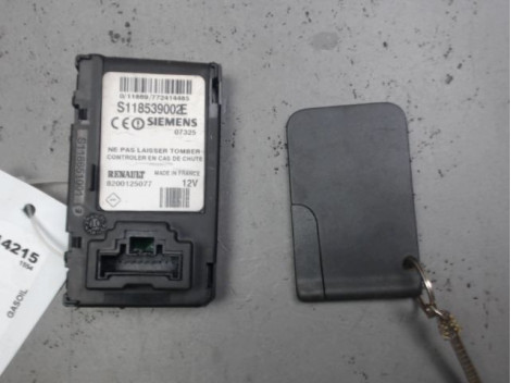 LECTEUR DE CARTE RENAULT SCENIC II PH2 2006-