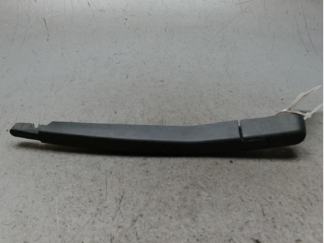 BRAS ESSUIE-GLACE ARRIERE OPEL CORSA 2010-