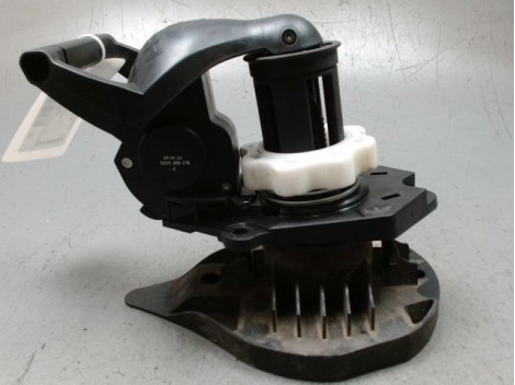 TREUIL DE ROUE DE SECOURS RENAULT CLIO III 2005-