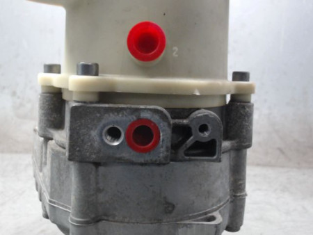 MOTEUR ELECTRIQUE DIRECTION ASSISTEE DACIA DUSTER 2010-