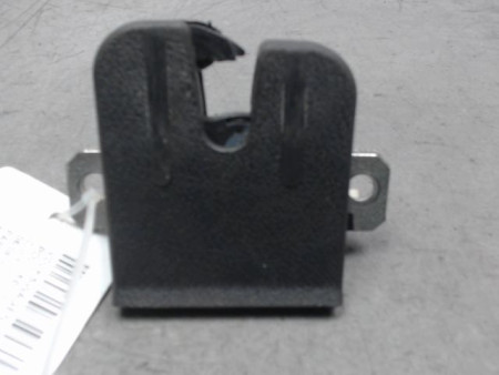 SERRURE HAYON  VOLKSWAGEN POLO 02-05