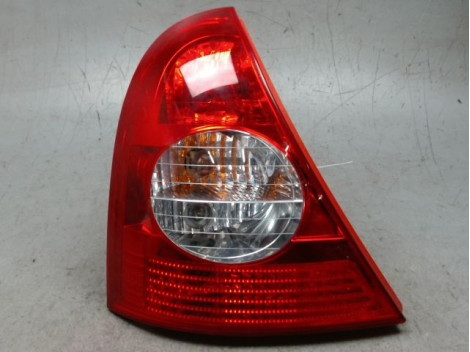 FEU ARRIERE GAUCHE  RENAULT CLIO II PH.2 01-06